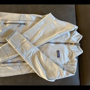 Patagonia Women’s Grey Small zip up Sweater